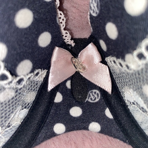 32DD Brand New Victoria Secret Bra - Picture 5 of 5